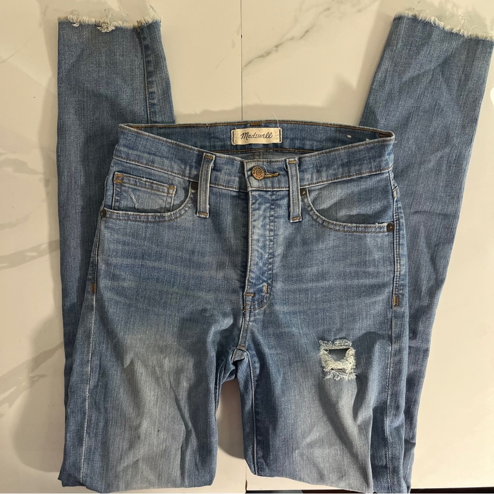 Madewell Women's 9” High Rise Distressed Jeans